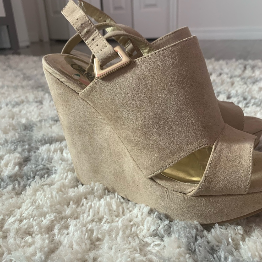 Shoes - Picture 2 of 2